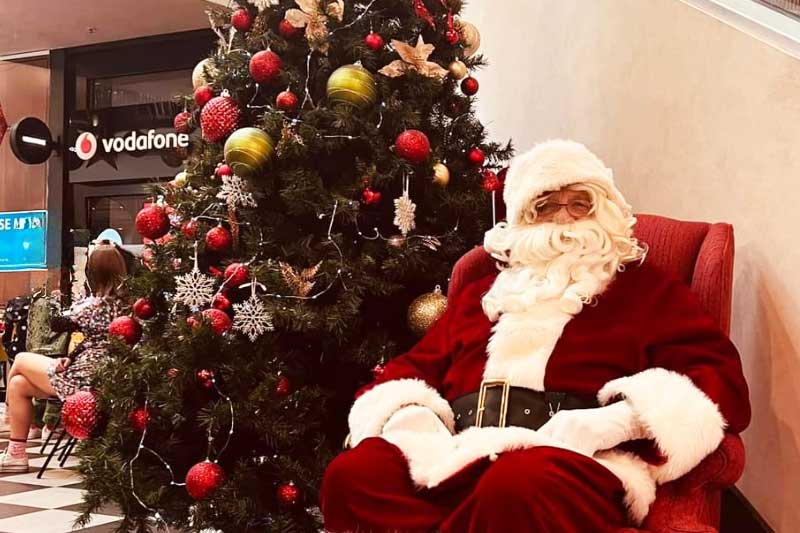 Where to find FREE Santa photos around Melbourne 2023