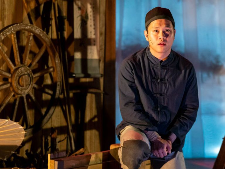 Yong – A Thoughtful and Visually Imaginative One-Man Show