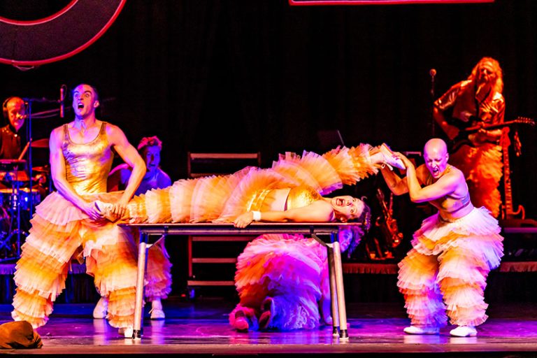 Circus Oz: Here, There and Everywhere! Review — Melbourne International Comedy Festival