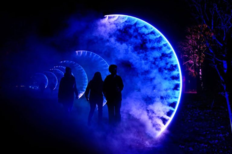 Lightscape Melbourne: A Magical Winter Light Experience at the Royal Botanic Gardens